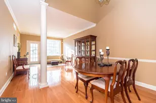 423 Elm Cir, Chalfont, PA 18914 - Photo 4