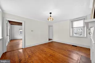 2389 Forest Grove Rd, Furlong, PA 18925 - Photo 8