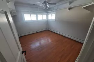 33 Laurel Ln, Levittown, PA 19054 - Photo 10