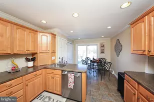 237 Frog Hollow Rd, Southampton, PA 18966 - Photo 8