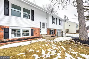 218 Colonial Dr, Warminster, PA 18974 - Photo 32