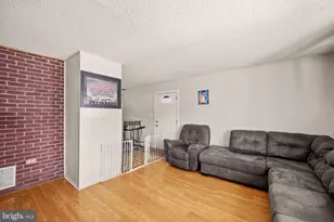 5 Nickelhill Ln, Levittown, PA 19054 - Photo 14