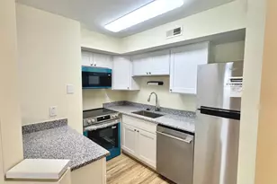 29011 Atkinson, Holland, PA 18966 - Photo 2