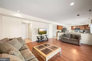 2349 New Market Square S, Bensalem, PA 19020 - Photo 26