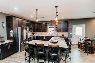 100 Elderberry Dr, Levittown, PA 19054 - Photo 4