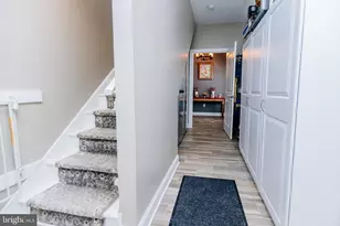 100 Elderberry Dr, Levittown, PA 19054 - Photo 40