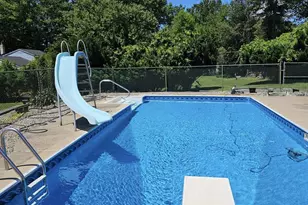 95 Longview Dr, Southampton, PA 18966 - Photo 2