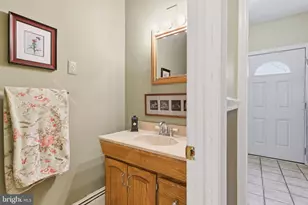 297 Cliveden Dr, Newtown, PA 18940 - Photo 20