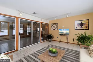 6196 Washington Ln, Bensalem, PA 19020 - Photo 22