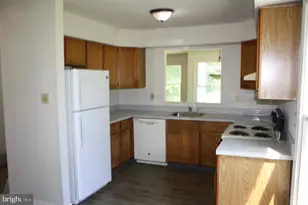 516 Colgate Ct, Bensalem, PA 19020 - Photo 8