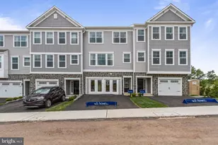 0002 Jameson Way, Chalfont, PA 18914 - Photo 2