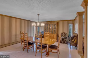 25 Creekside Dr, Ivyland, PA 18974 - Photo 12