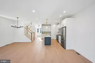 215 Foxhedge Rd, Chalfont, PA 18914 - Photo 1