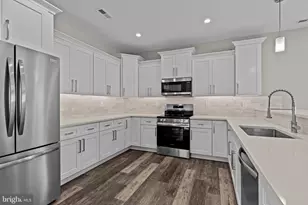 1210 Plymouth Ave, Bristol, PA 19007 - Photo 8