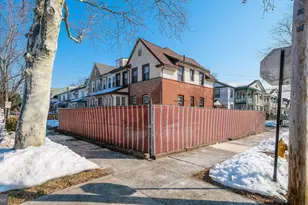 1902 Trenton Ave, Bristol, PA 19007 - Photo 4