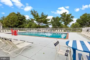 53 Pamela Ct, Levittown, PA 19057 - Photo 24