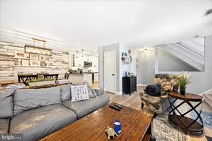 53 Pamela Ct, Levittown, PA 19057 - Photo 6