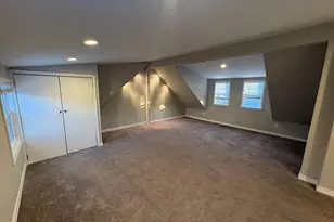 10 Green Ln, Bristol, PA 19007 - Photo 8