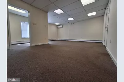 523 W Broad Street, Quakertown, PA 18951 - Photo 6