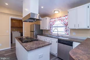 7016 Huber Dr, Morrisville, PA 19067 - Photo 12