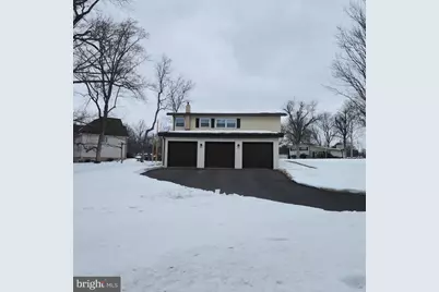 84 Upland Drive, Southampton, PA 18966 - Photo 2