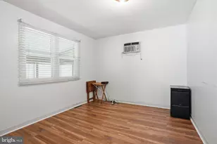 622 Corson St, Bristol, PA 19007 - Photo 14