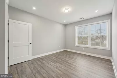 2421 Bristol Road #302, Warrington, PA 18976 - Photo 8