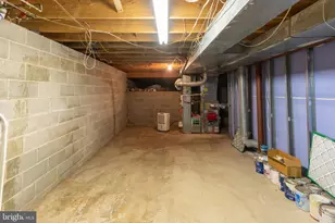 709 Autumn Dr, Feasterville-Trevose, PA 19053 - Photo 40