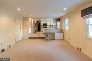 709 Autumn Dr, Feasterville-Trevose, PA 19053 - Photo 14