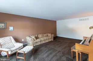 709 Autumn Dr, Feasterville-Trevose, PA 19053 - Photo 6