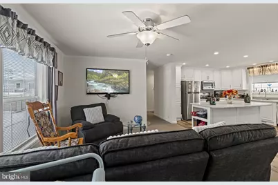 158 Wooded Drive, Doylestown, PA 18901 - Photo 2