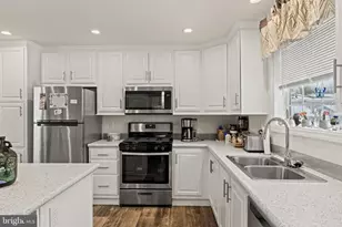 158 Wooded Dr, Doylestown, PA 18901 - Photo 6