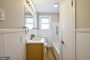 1171 W County Line Rd, Warminster, PA 19040 - Photo 10