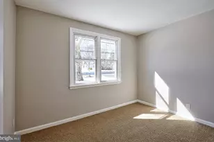 1171 W County Line Rd, Warminster, PA 19040 - Photo 16