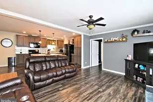 233 Hemlock Dr, Doylestown, PA 18901 - Photo 24