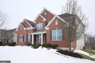 2804 Hoffs Way, Warrington, PA 18976 - Photo 2