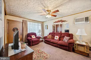 223 Alden Ave, Morrisville, PA 19067 - Photo 2