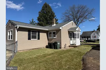 1420 S Pleasant Drive, Feasterville-Trevose, PA 19053 - Photo 30