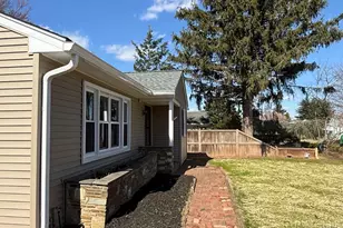 1420 S Pleasant Dr, Feasterville-Trevose, PA 19053 - Photo 24