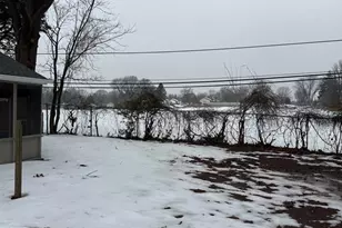 1420 S Pleasant Dr, Feasterville-Trevose, PA 19053 - Photo 4