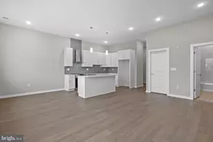 418 Jefferson Ave, Bristol, PA 19007 - Photo 4