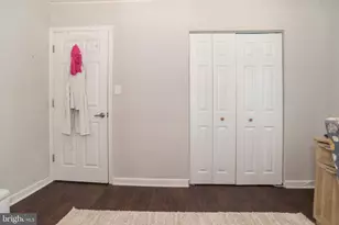 70 Huckleberry Ln, Levittown, PA 19055 - Photo 24