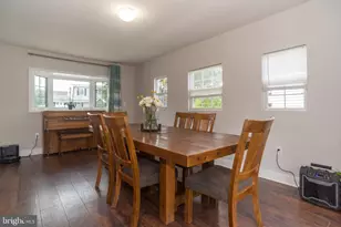 70 Huckleberry Ln, Levittown, PA 19055 - Photo 12