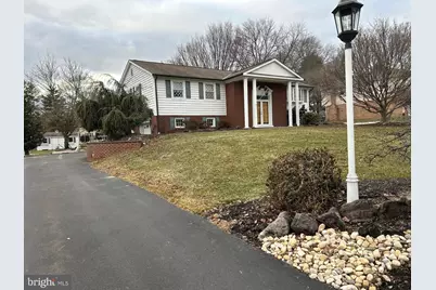 88 W Rambler Drive, Southampton, PA 18966 - Photo 2