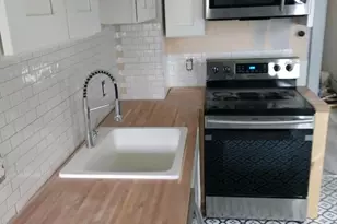 807 Merlin St, Bristol, PA 19007 - Photo 6