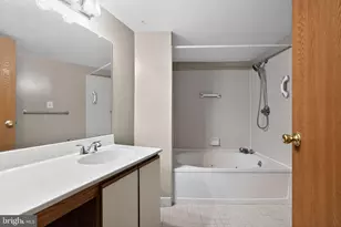 1810 Steamboat Station Dr, Southampton, PA 18966 - Photo 20