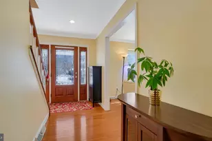 1026 Surrey Ln, Warrington, PA 18976 - Photo 6