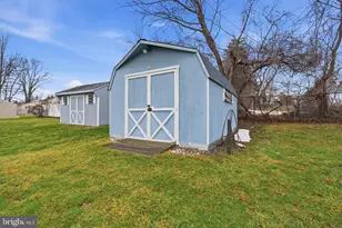 194 Gibson Ave, Warminster, PA 18974 - Photo 6