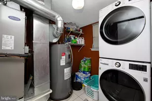 612 S Queen Anne Dr, Fairless Hills, PA 19030 - Photo 18