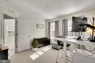 26124 Hickory Ln, Langhorne, PA 19047 - Photo 30